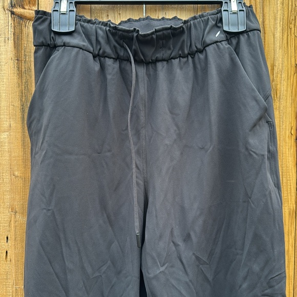 Lululemon pant - Picture 2 of 6